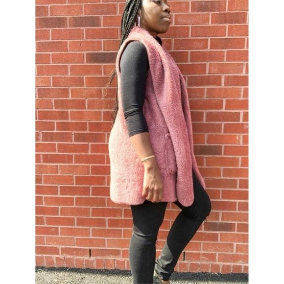 (NWT) Faux Fur Vest - Mauve - Picture 2 of 4